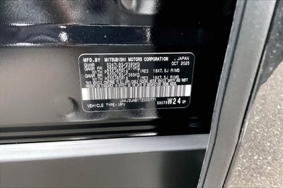 2026 Mitsubishi Outlander ES