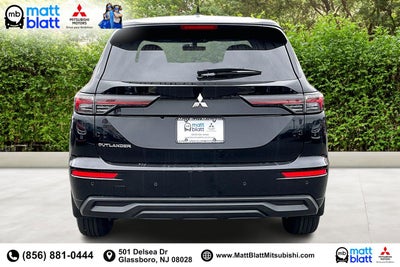 2026 Mitsubishi Outlander ES