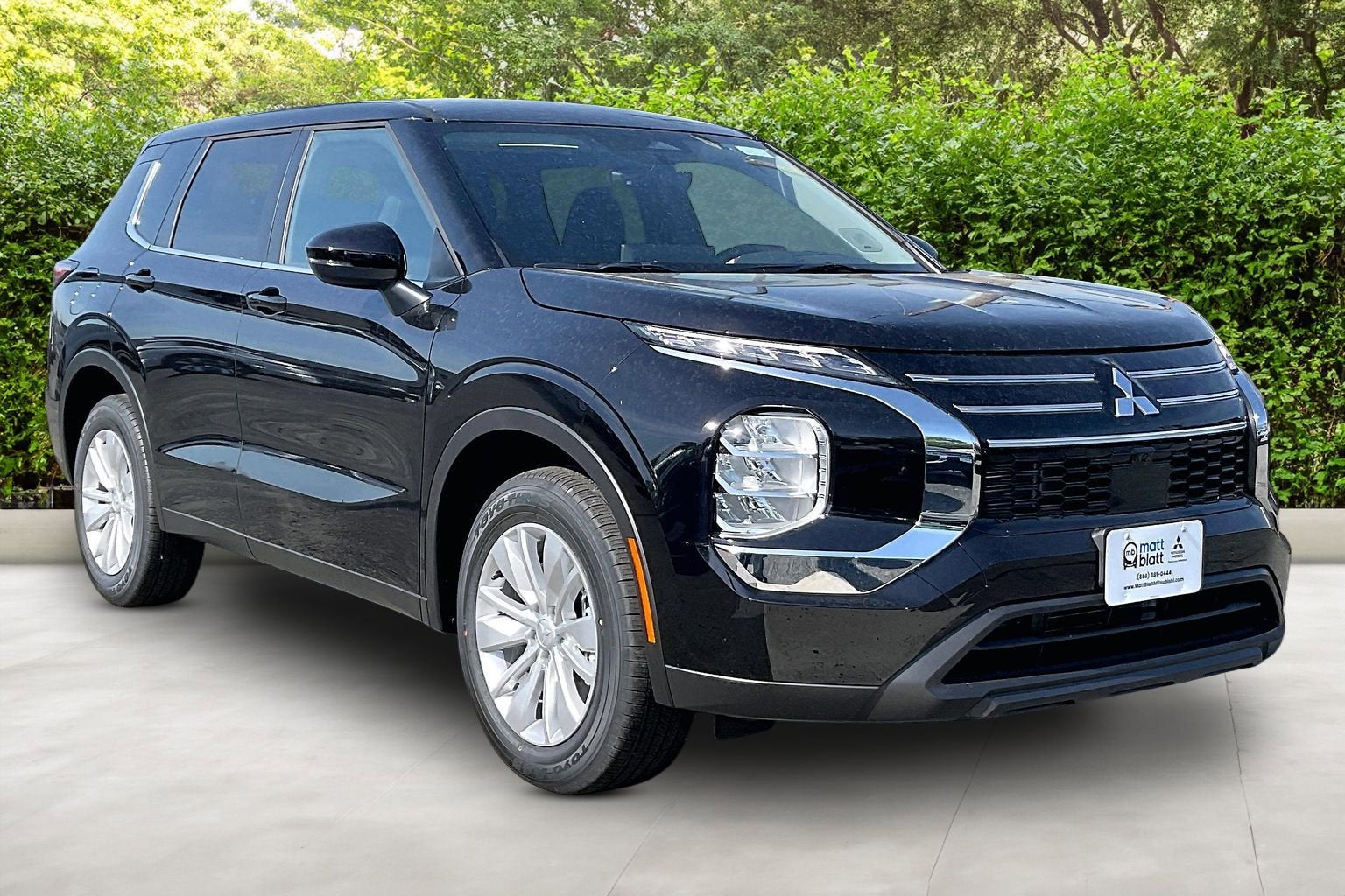 2026 Mitsubishi Outlander ES
