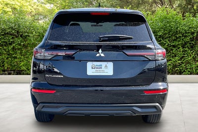 2026 Mitsubishi Outlander ES