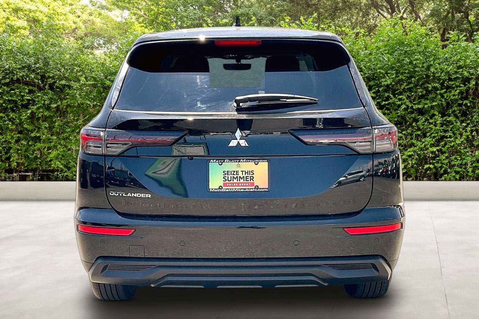 2026 Mitsubishi Outlander ES