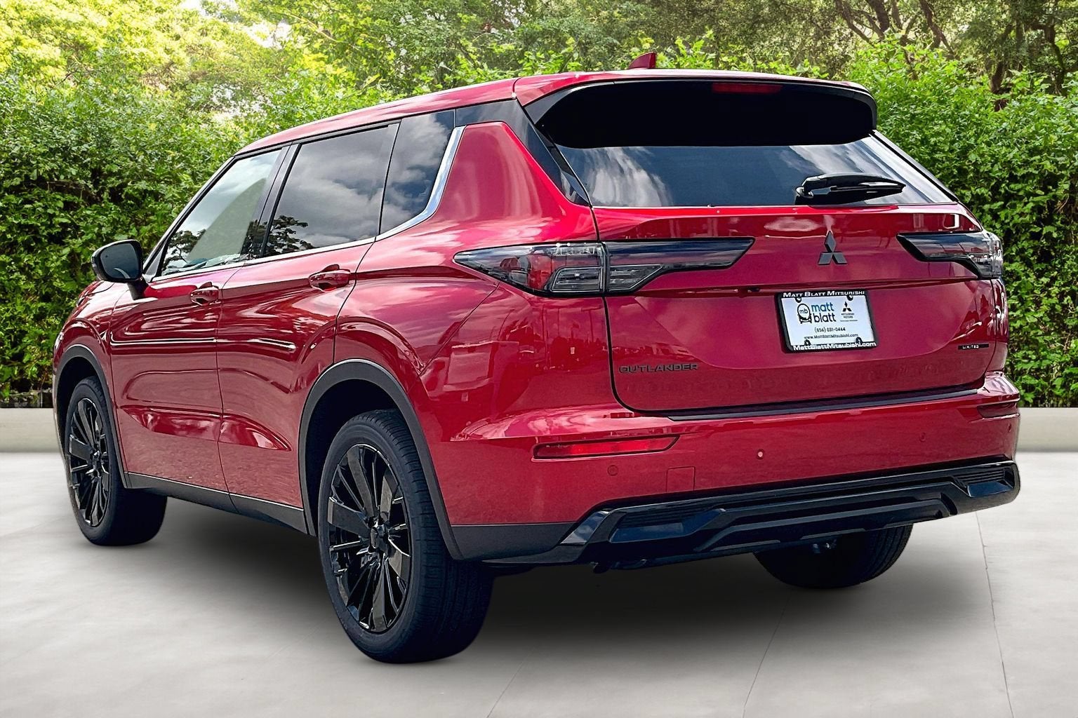 2026 Mitsubishi Outlander LE
