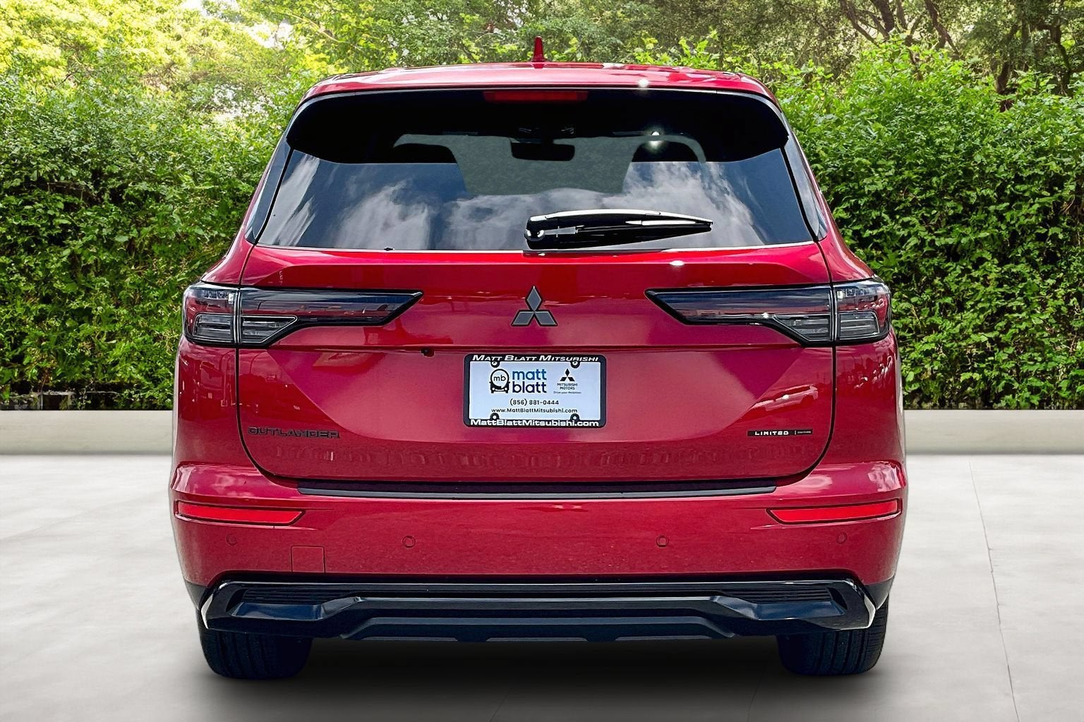 2026 Mitsubishi Outlander LE