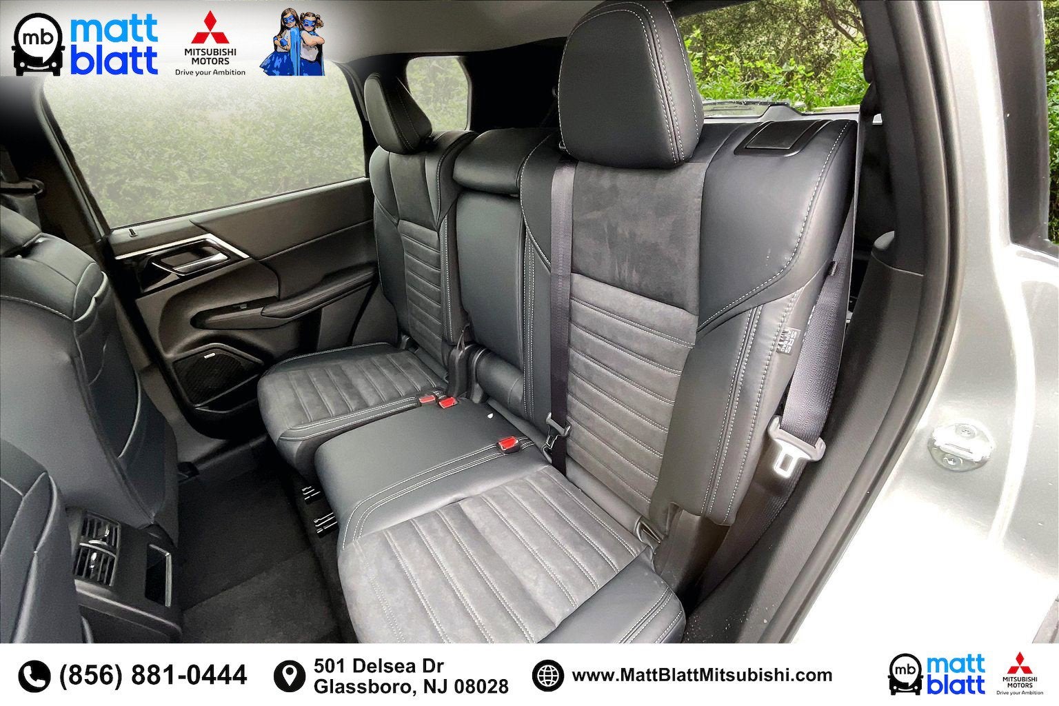 2026 Mitsubishi Outlander SE