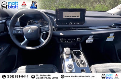 2026 Mitsubishi Outlander SE