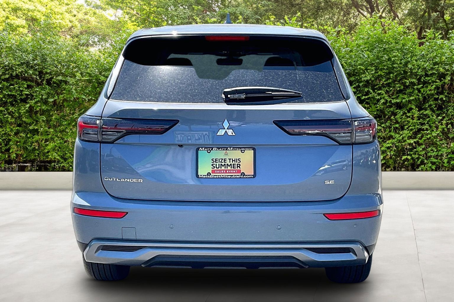 2026 Mitsubishi Outlander SE