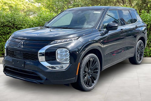 2026 Mitsubishi Outlander LE