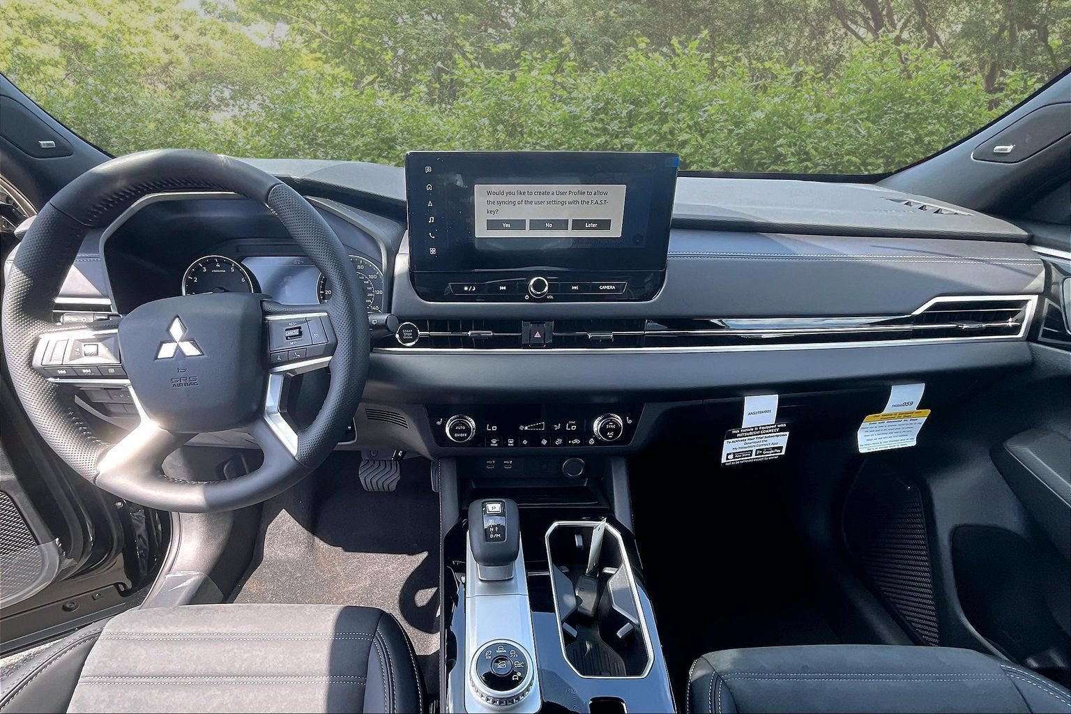 2026 Mitsubishi Outlander LE