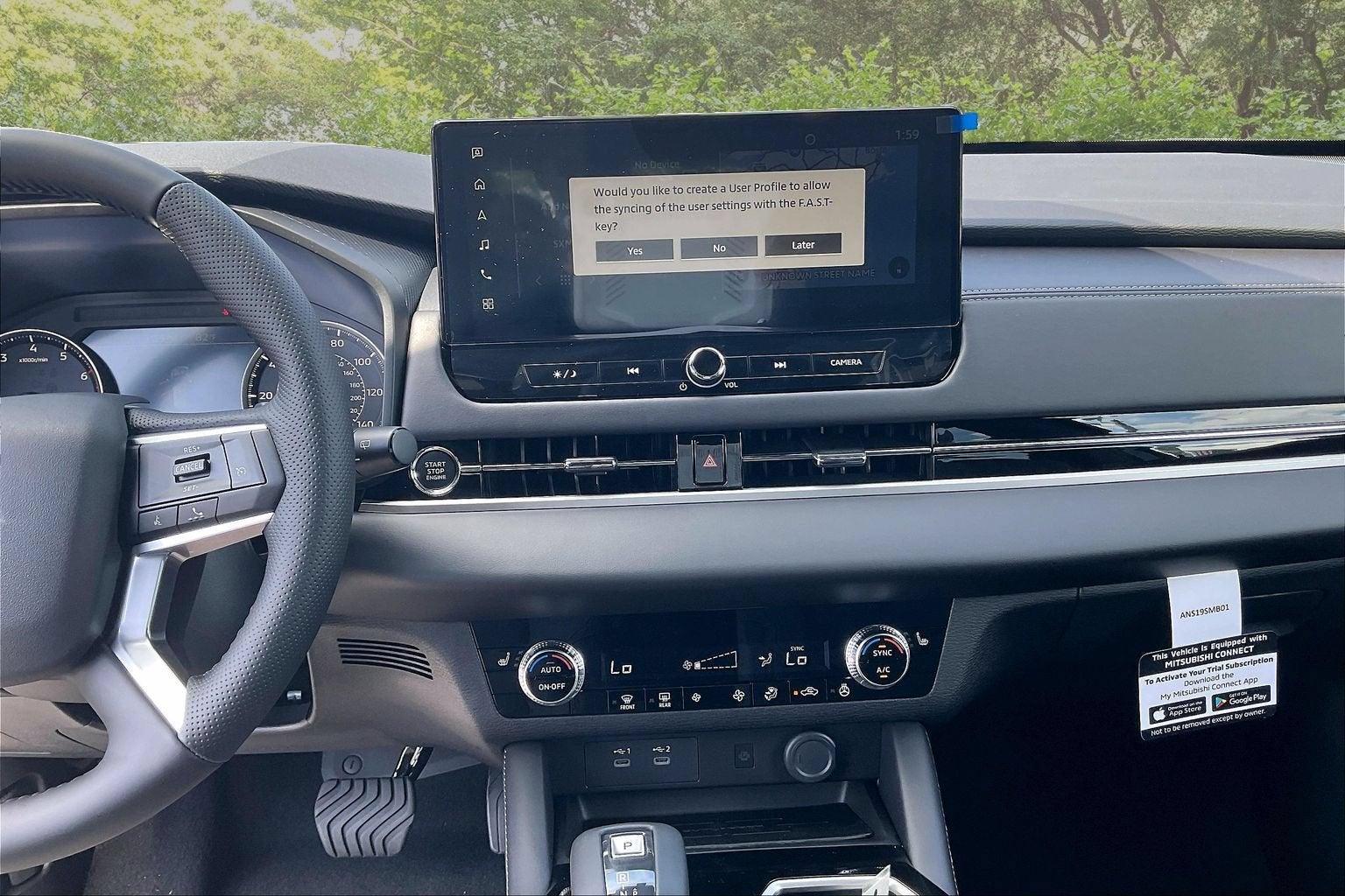 2026 Mitsubishi Outlander LE