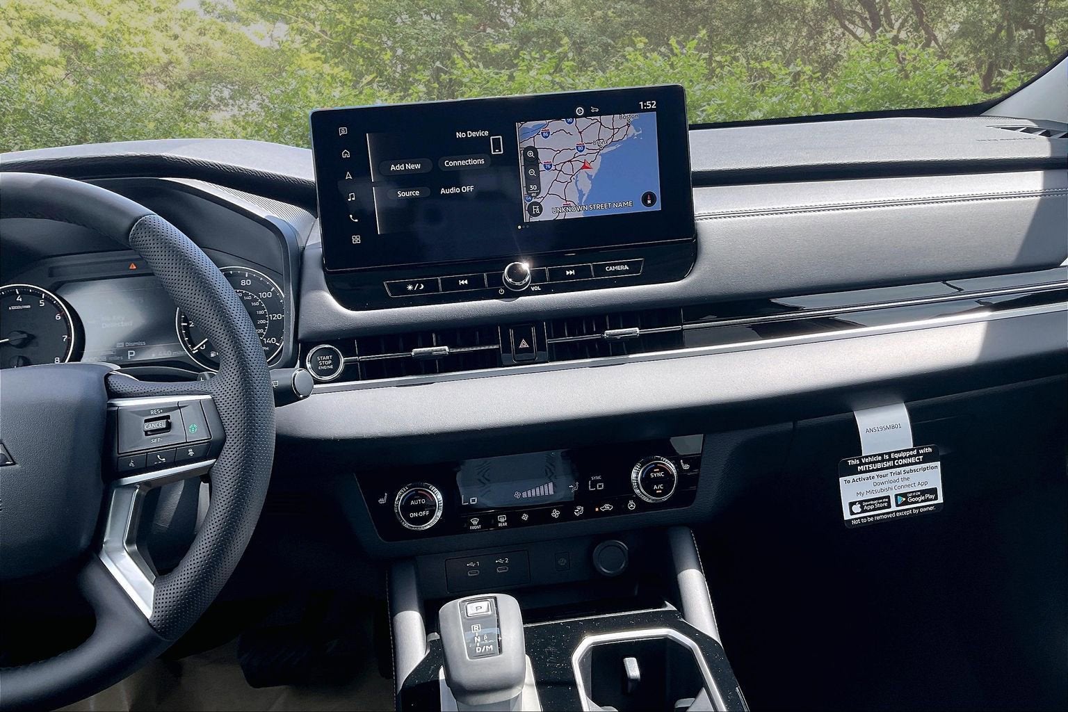2026 Mitsubishi Outlander SE