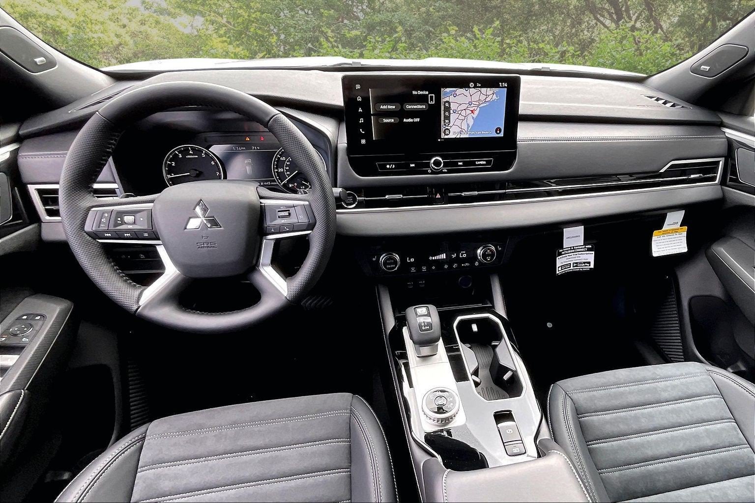 2026 Mitsubishi Outlander LE