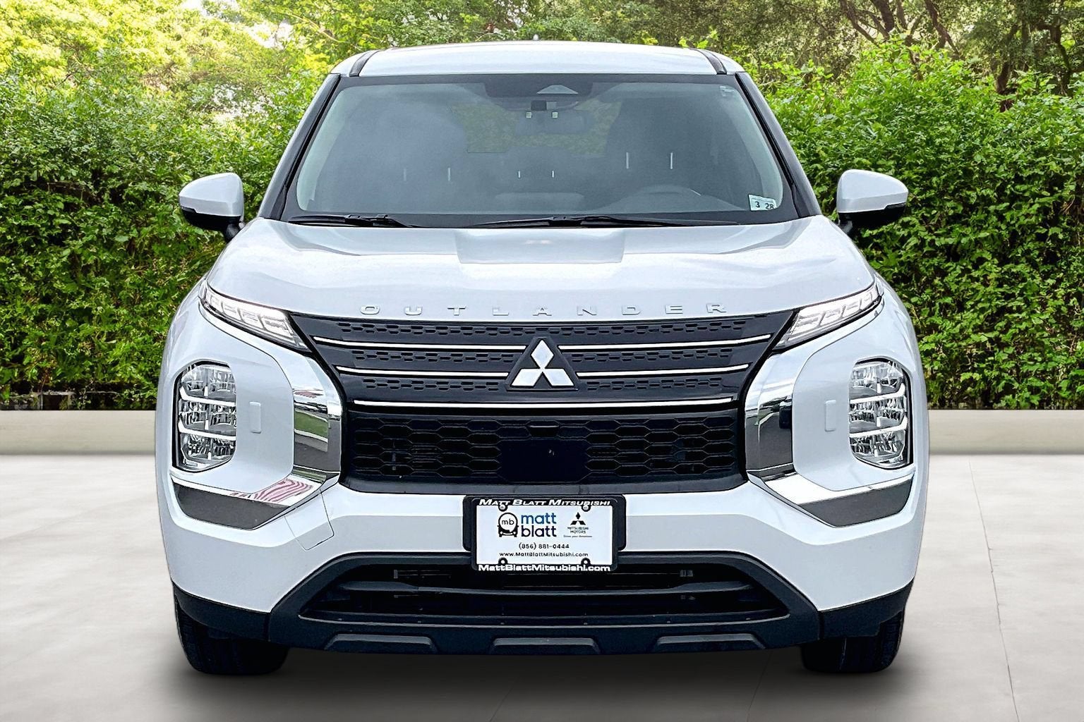 2023 Mitsubishi Outlander ES