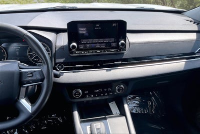 2022 Mitsubishi Outlander ES