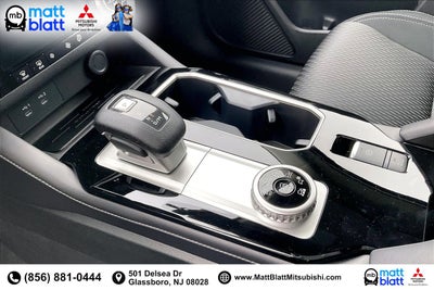 2025 Mitsubishi Outlander ES