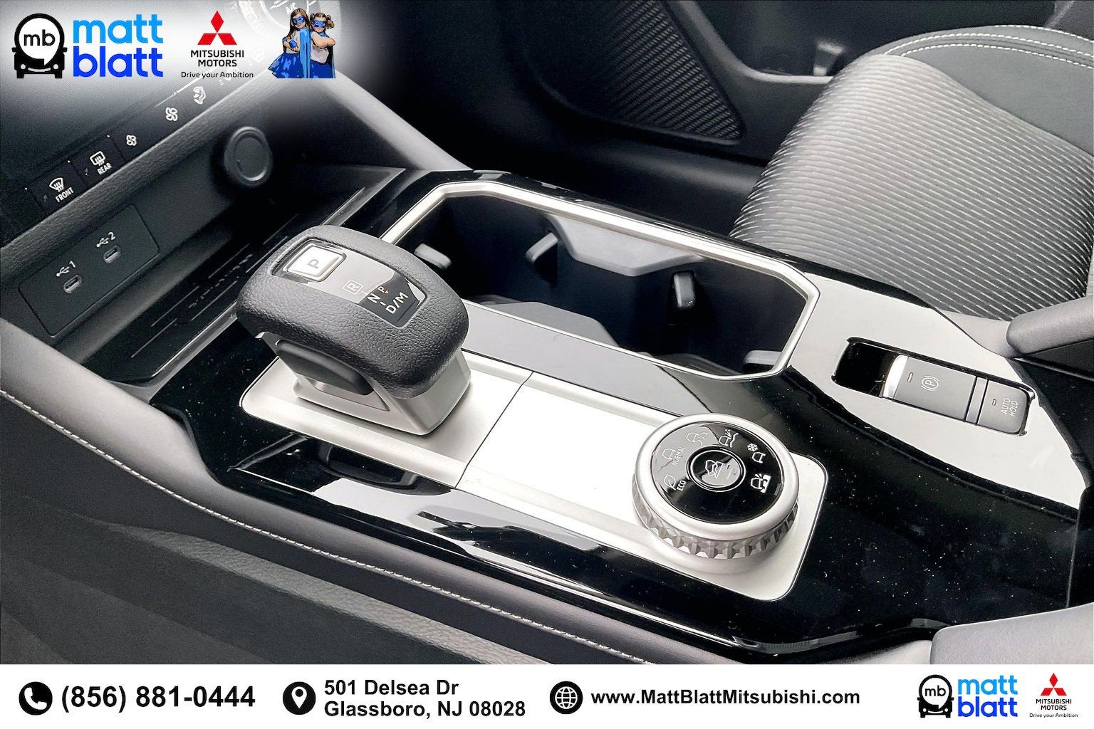 2025 Mitsubishi Outlander ES