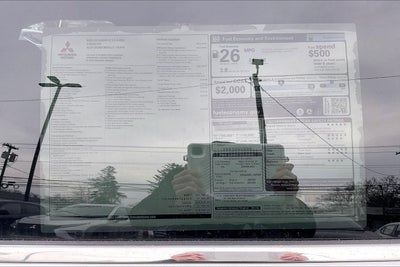 2025 Mitsubishi Outlander ES