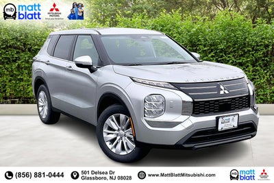 2025 Mitsubishi Outlander ES