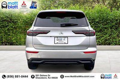 2025 Mitsubishi Outlander ES