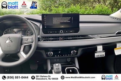 2025 Mitsubishi Outlander ES