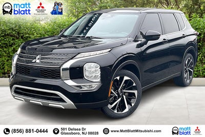 2022 Mitsubishi Outlander SE