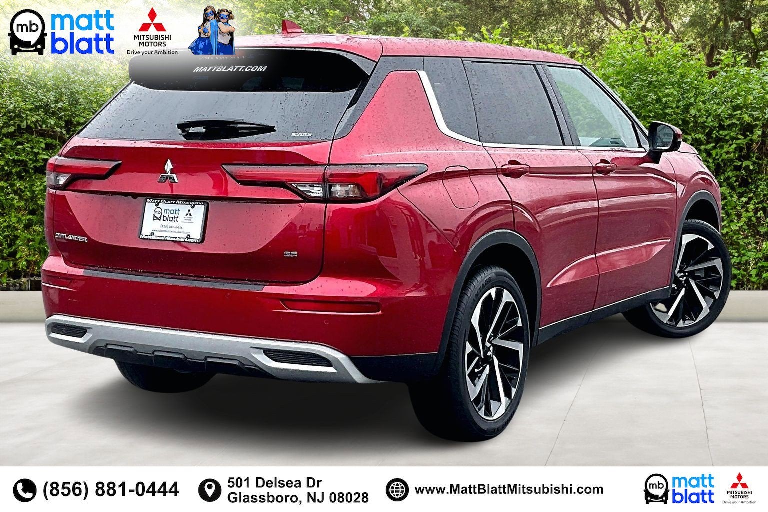 2023 Mitsubishi Outlander SE