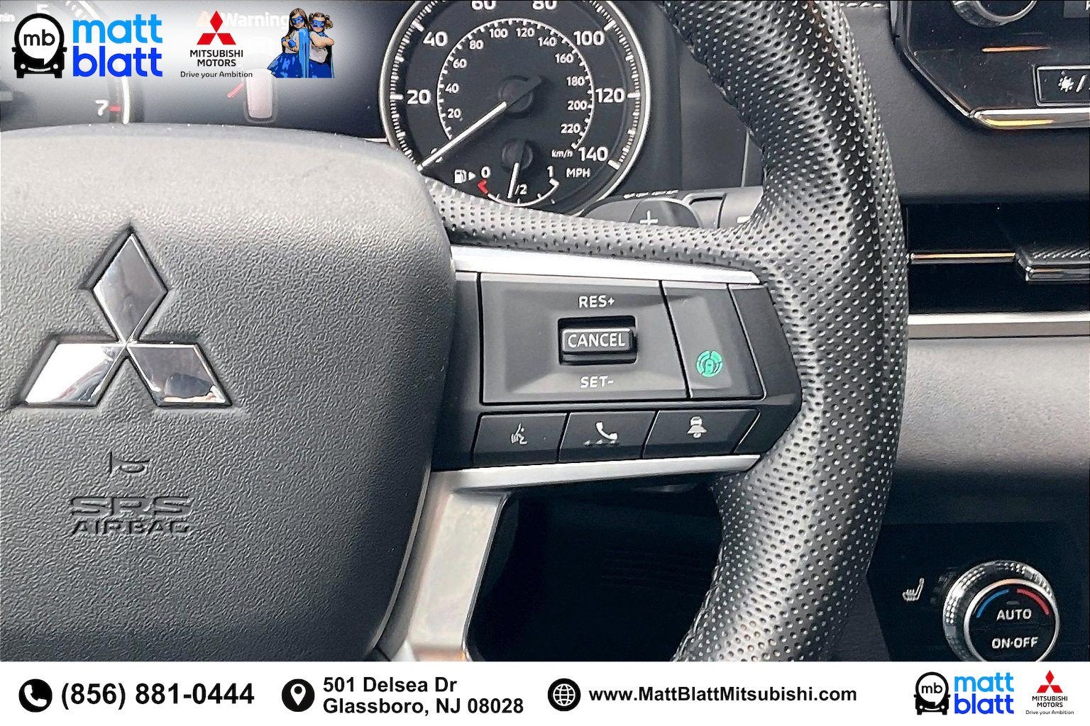 2023 Mitsubishi Outlander SE