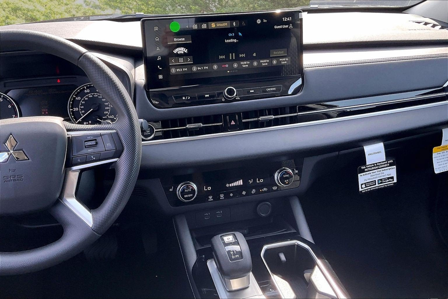 2026 Mitsubishi Outlander ES