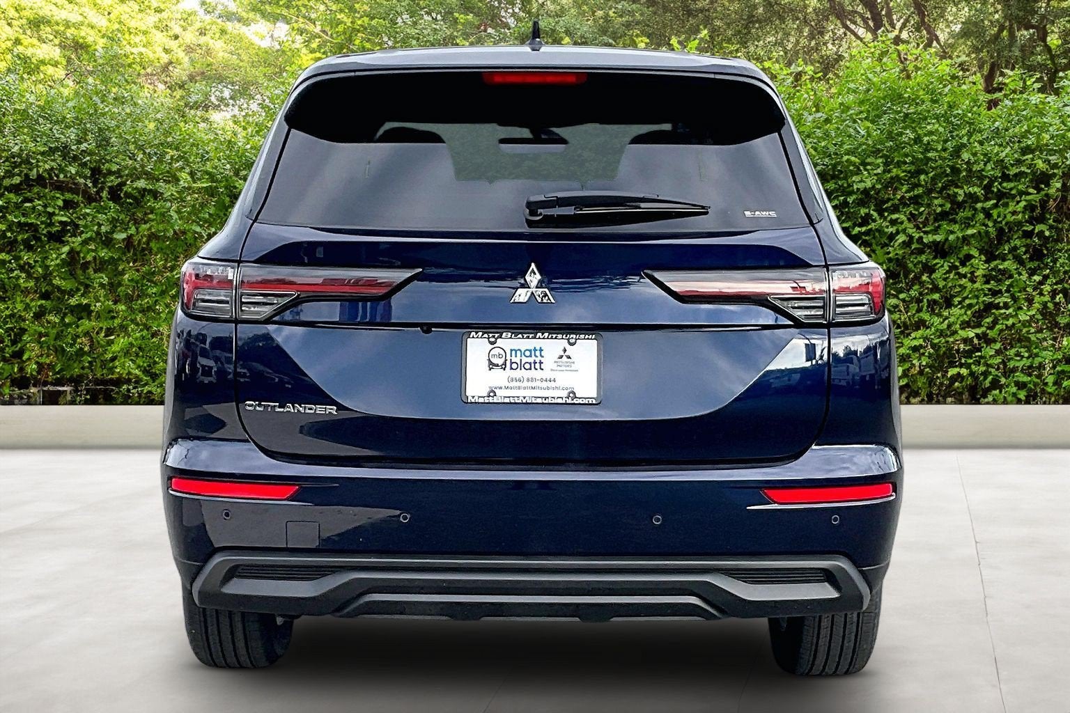 2026 Mitsubishi Outlander ES