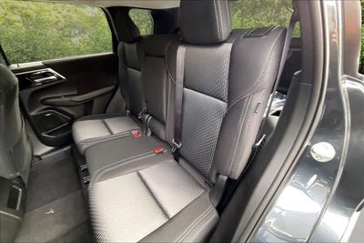 2026 Mitsubishi Outlander ES