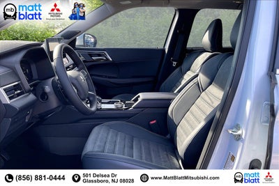 2025 Mitsubishi Outlander SE