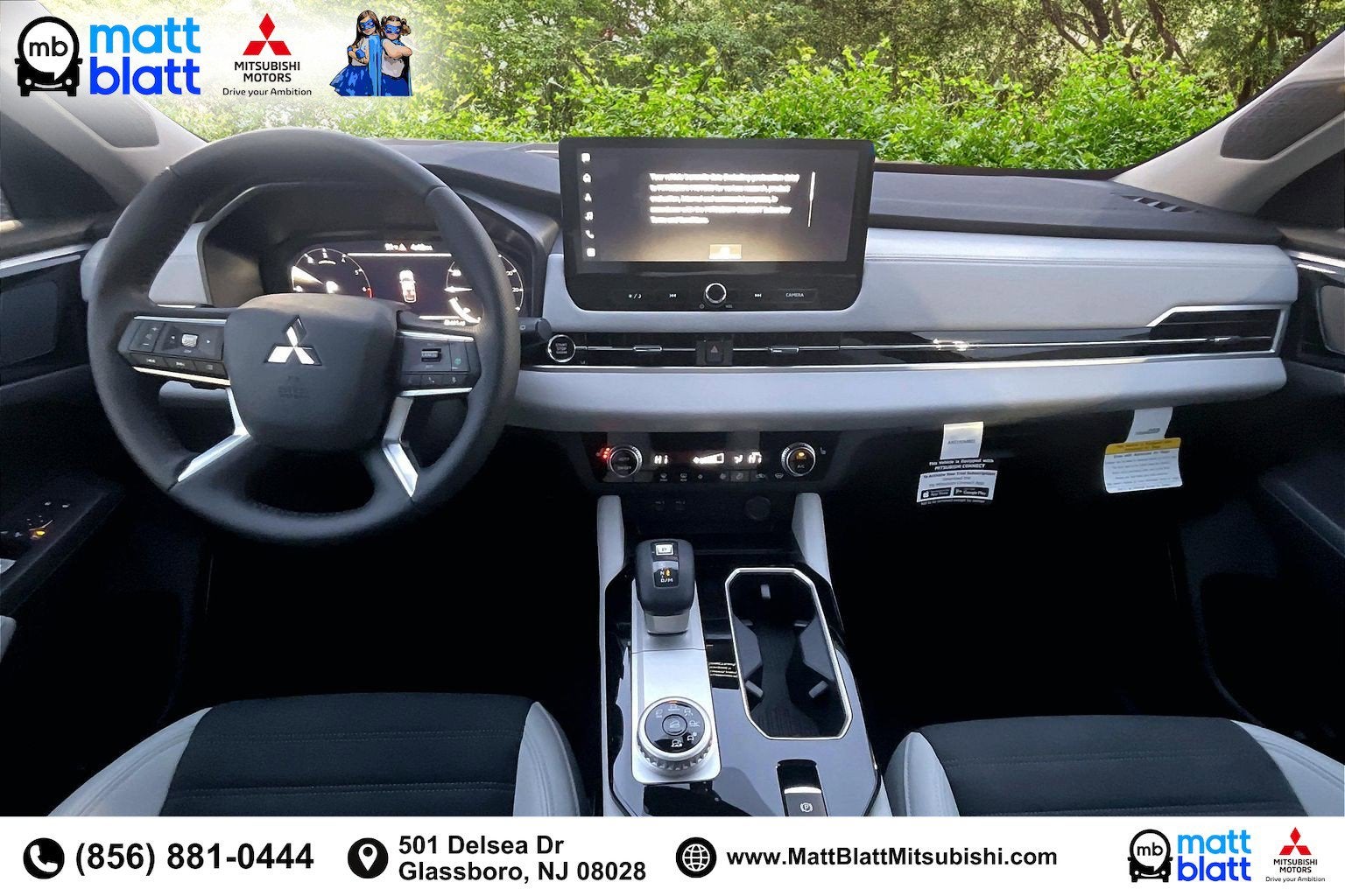 2025 Mitsubishi Outlander SE