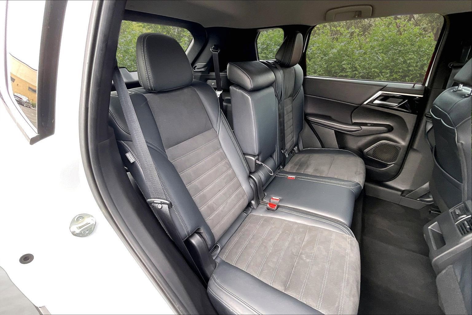 2024 Mitsubishi Outlander SE Black Edition S-AWC