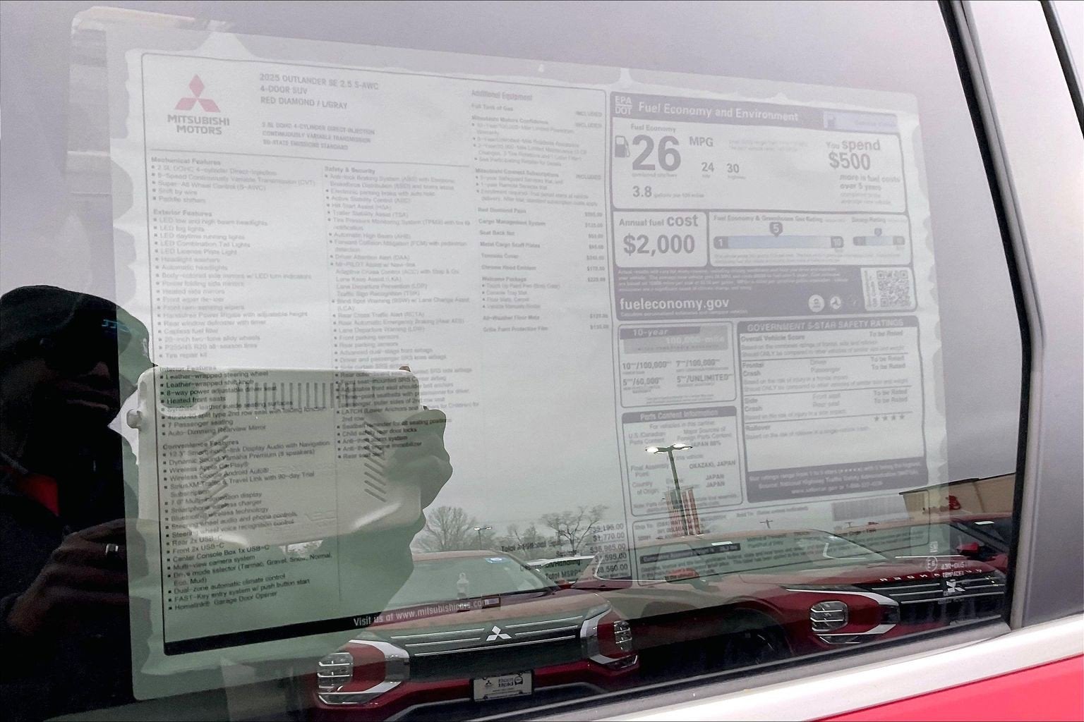 2025 Mitsubishi Outlander SE