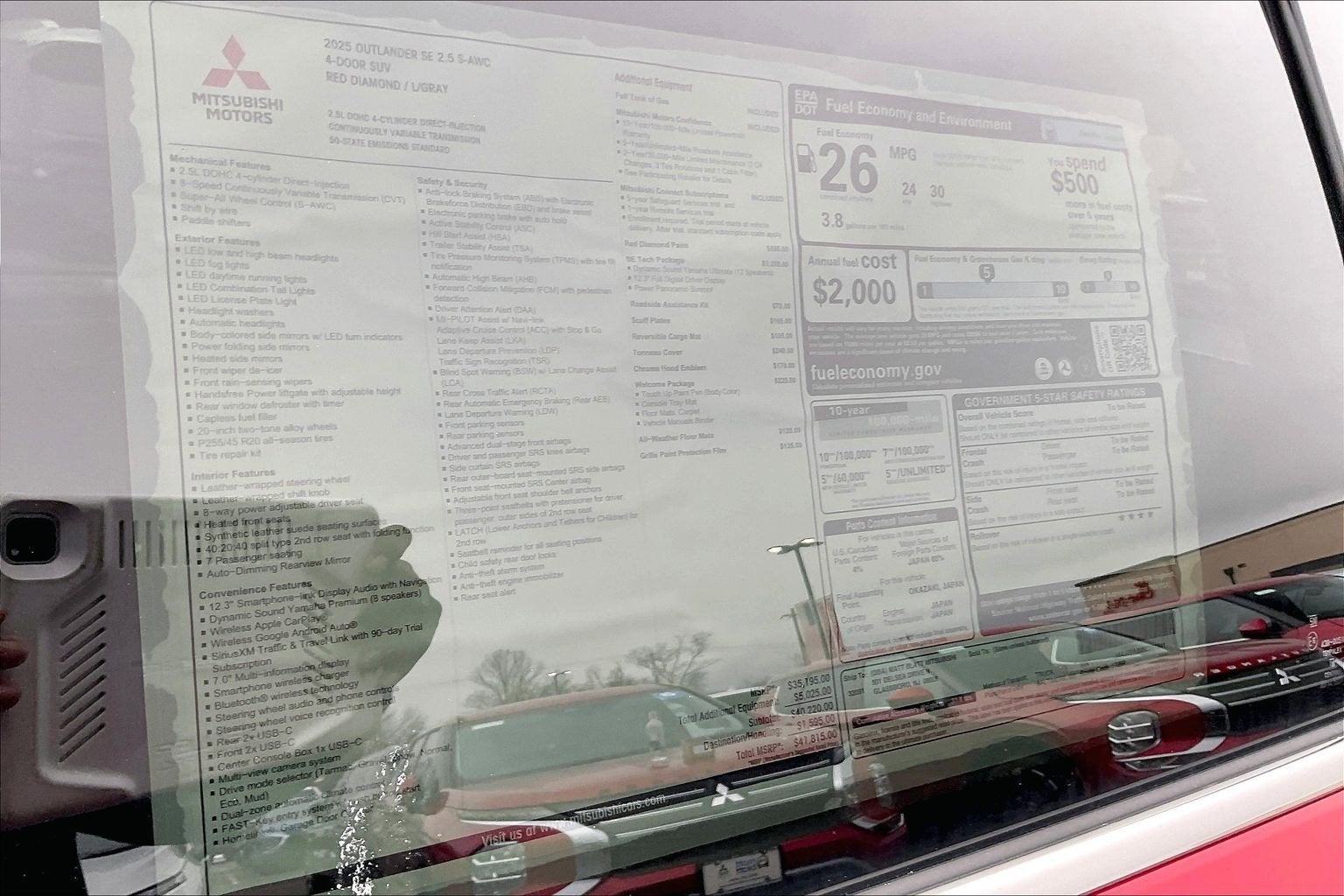 2025 Mitsubishi Outlander SE