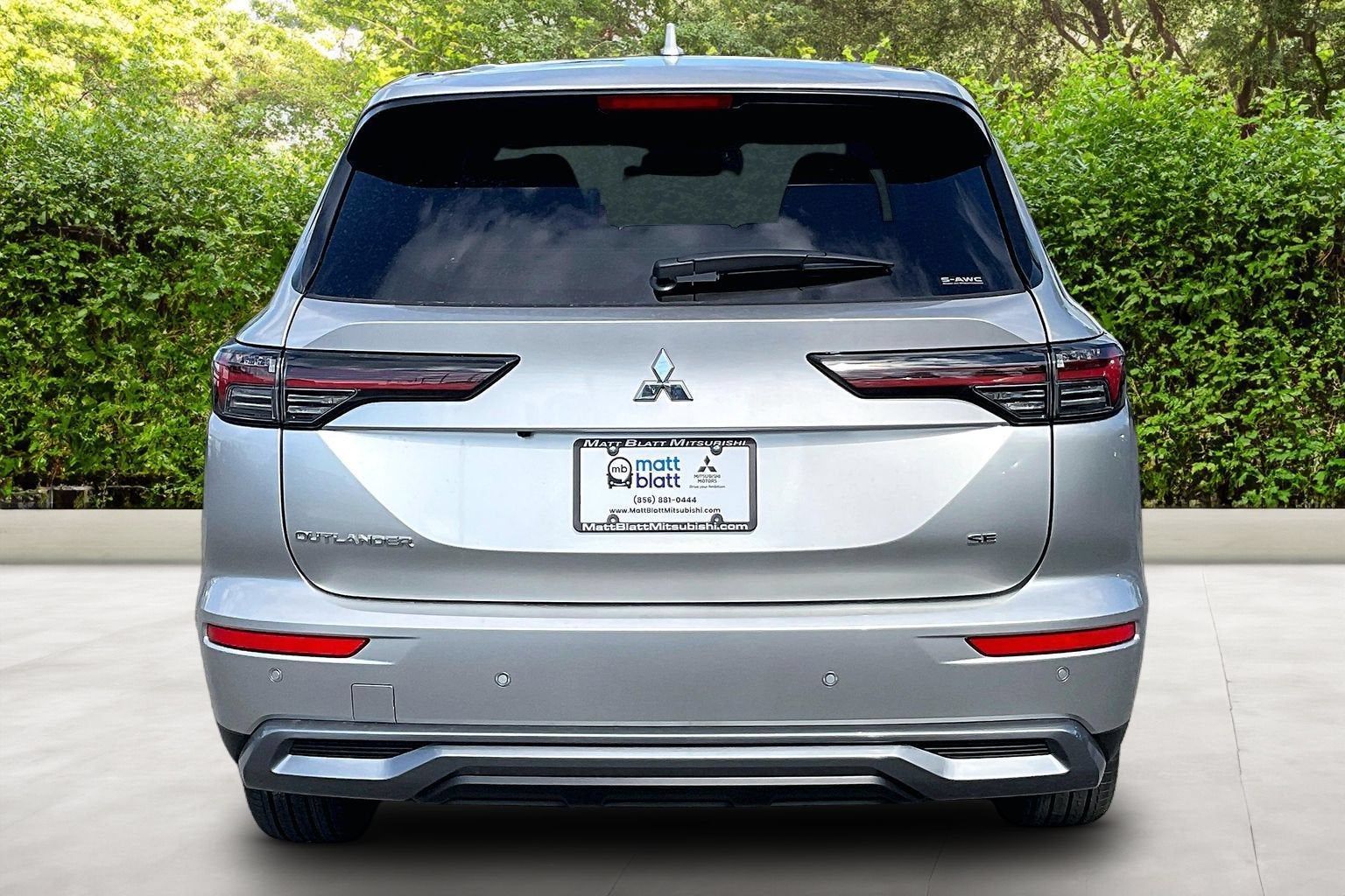 2026 Mitsubishi Outlander SE