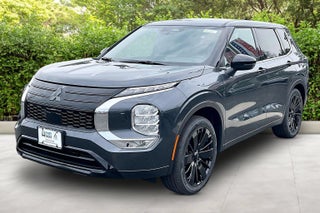 2026 Mitsubishi Outlander LE