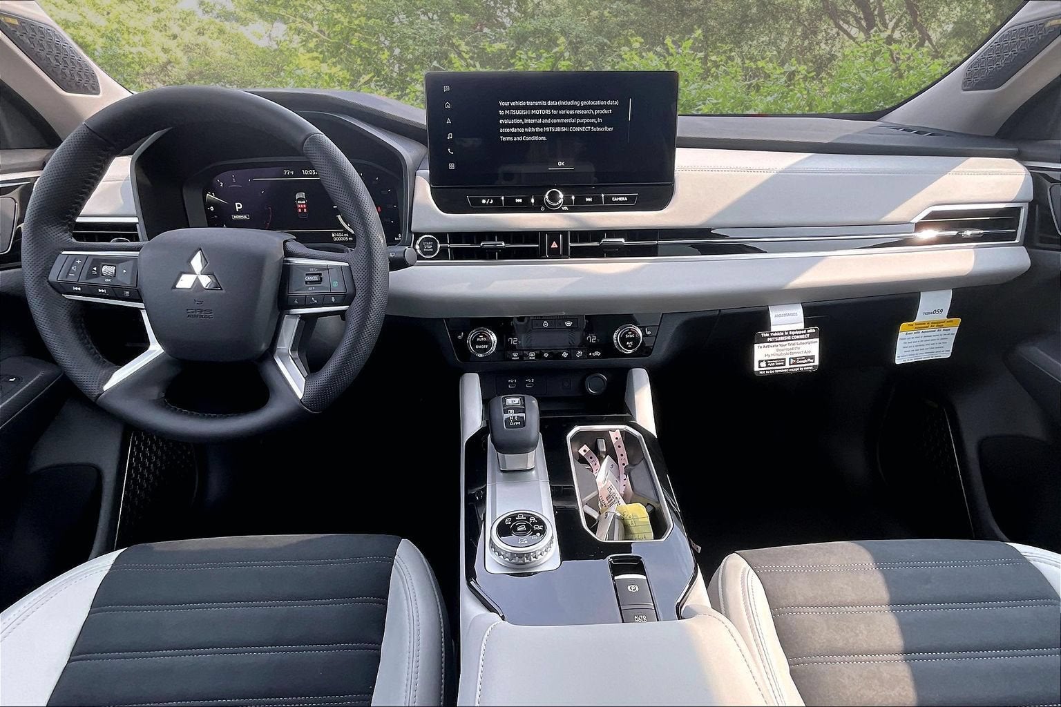 2026 Mitsubishi Outlander SE