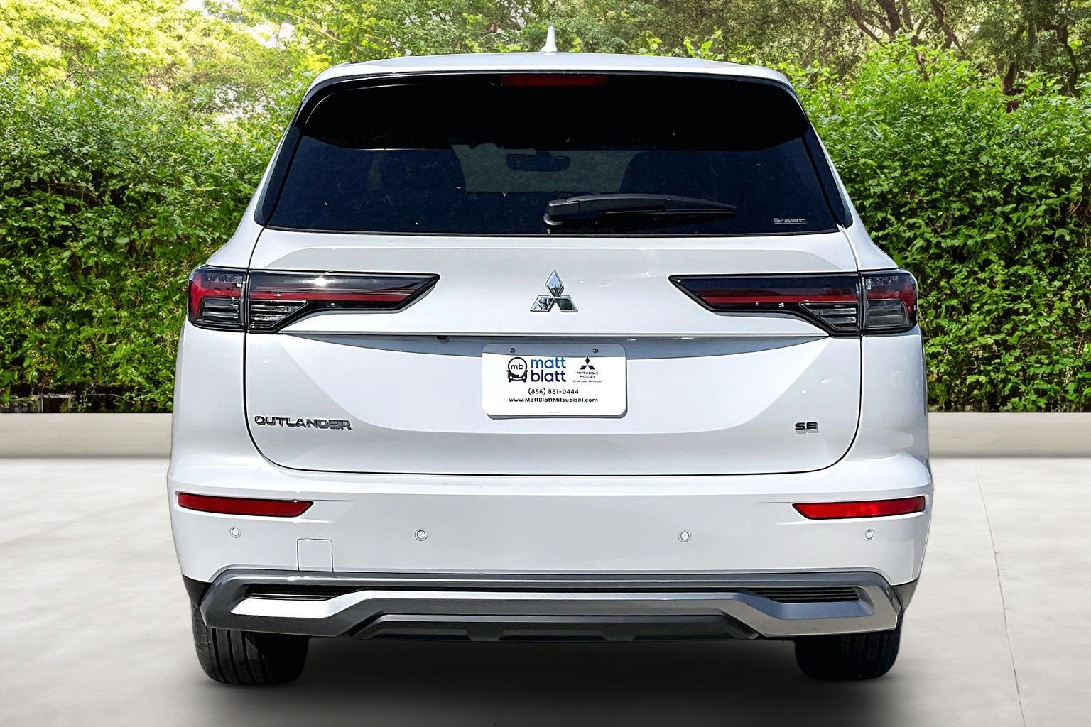 2026 Mitsubishi Outlander SE