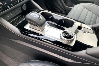 2026 Mitsubishi Outlander LE