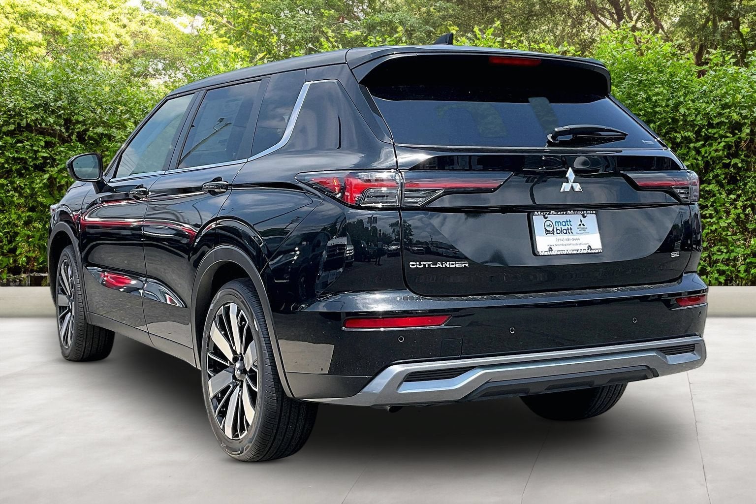 2026 Mitsubishi Outlander SE
