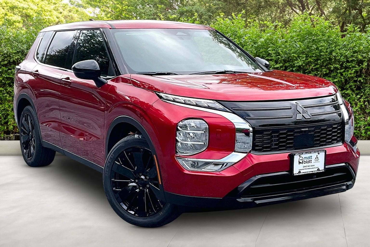 2026 Mitsubishi Outlander LE