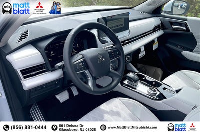 2026 Mitsubishi Outlander ES