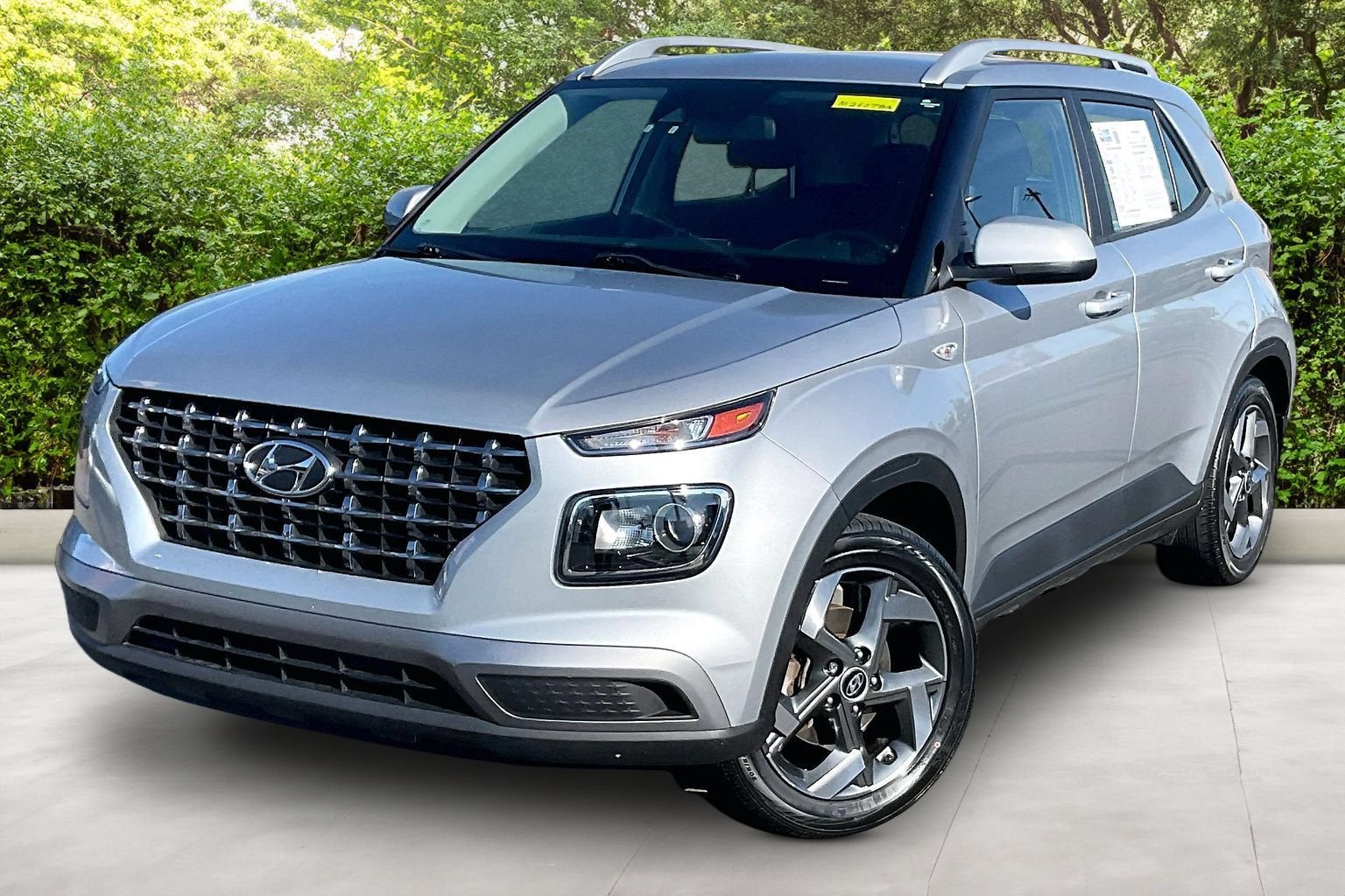 2022 Hyundai Venue SEL