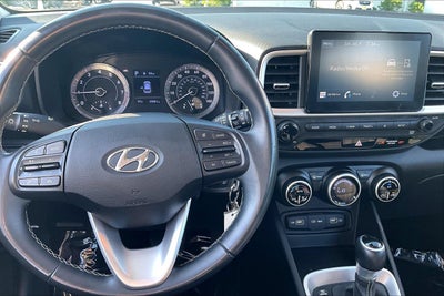 2022 Hyundai Venue SEL