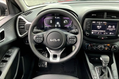 2023 Kia Soul LX