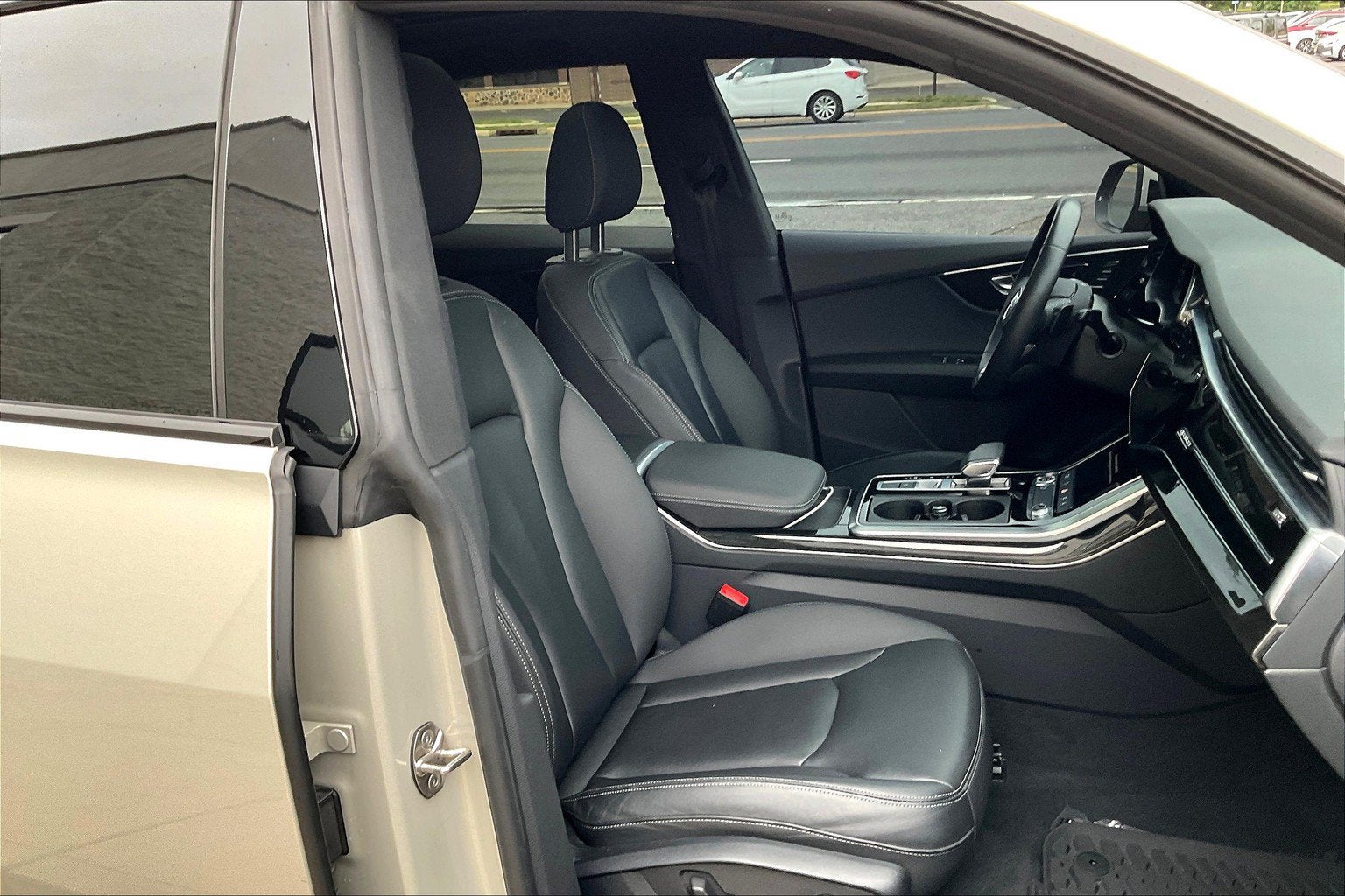 2021 Audi Q8 Premium