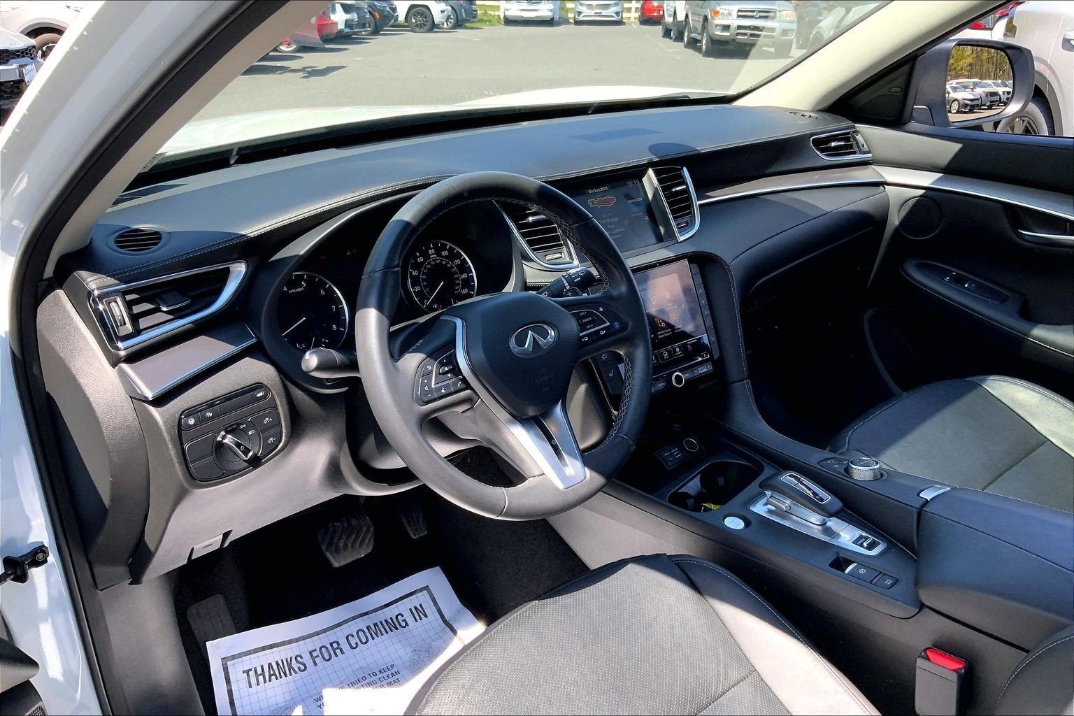 2023 INFINITI QX50 LUXE
