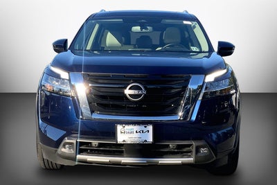 2022 Nissan Pathfinder Platinum