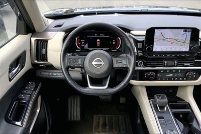 2022 Nissan Pathfinder Platinum