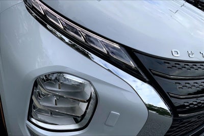 2025 Mitsubishi Outlander Plug-In Hybrid SE PHEV